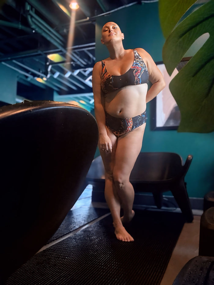 There's an Octopus Climbing Up My... Swim Bottom